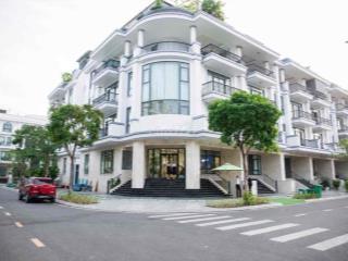 góc 2 mặt tiền nguyên sàn full nội thất Vạn Phúc City