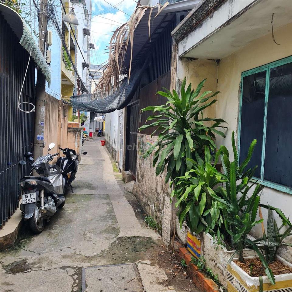 phòng già rẻ