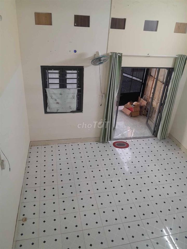 TÌM NAM Ở GHÉP NHÀ NGUYÊN CĂN