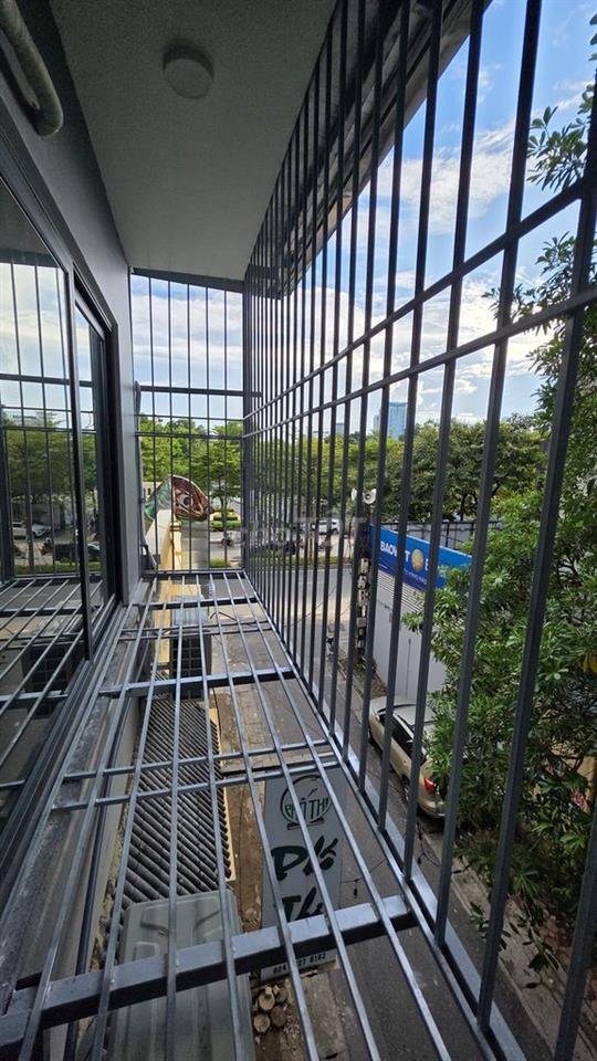 Bán tập thể tầng 3 lô góc mặt phố Linh Lang và Đào Tấn Phường Giảng Võ