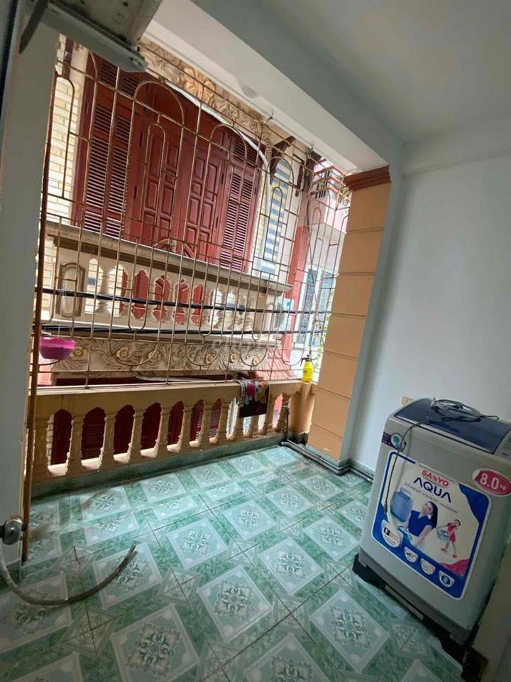 Chính chủ cho thuê nhà tại Ngõ 5 Hoàng Quốc Việt
