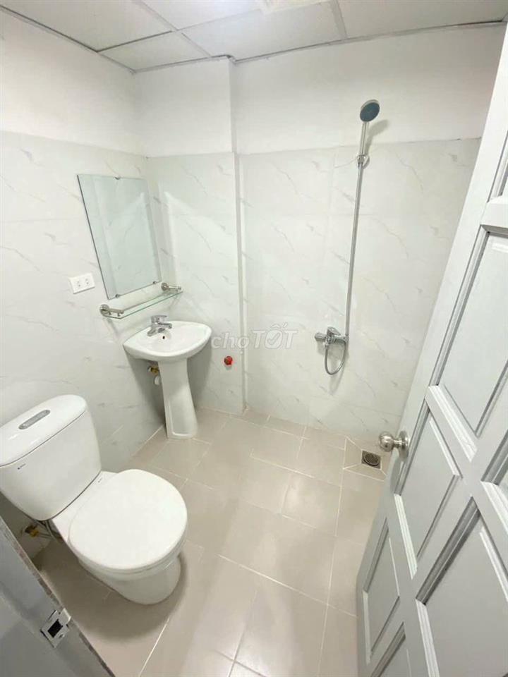 cần tìm trọ hoặc chung cư ở khu vực HN ib mk 