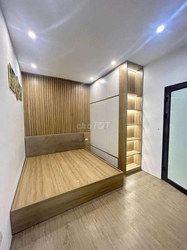 Chính chủ cho thuê gấp nhà 4T, 3N 3wc, Trung Phụng-Khâm Thiên, full đồ