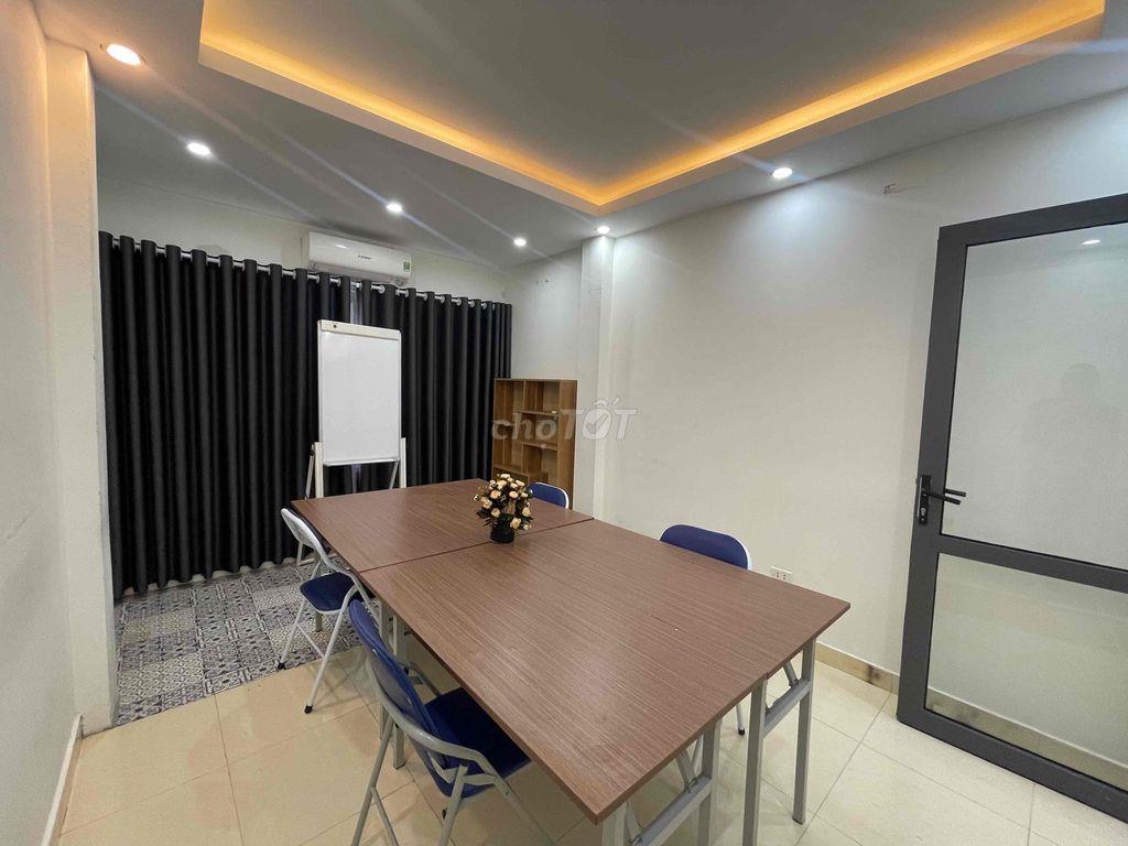 Toà văn phòng 5 tầng đường to trung tâm full tiện ích