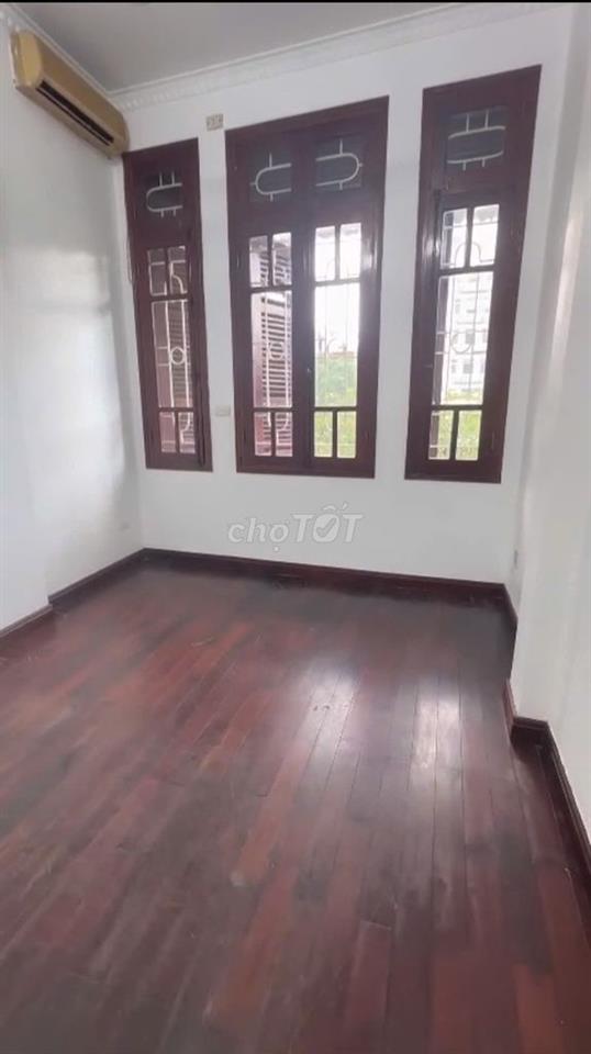 MẶT PHỐ TRẦN KHÁT CHÂN – CHO THUÊ NHÀ 5 TẦNG – 18 TRIỆU/THÁNG