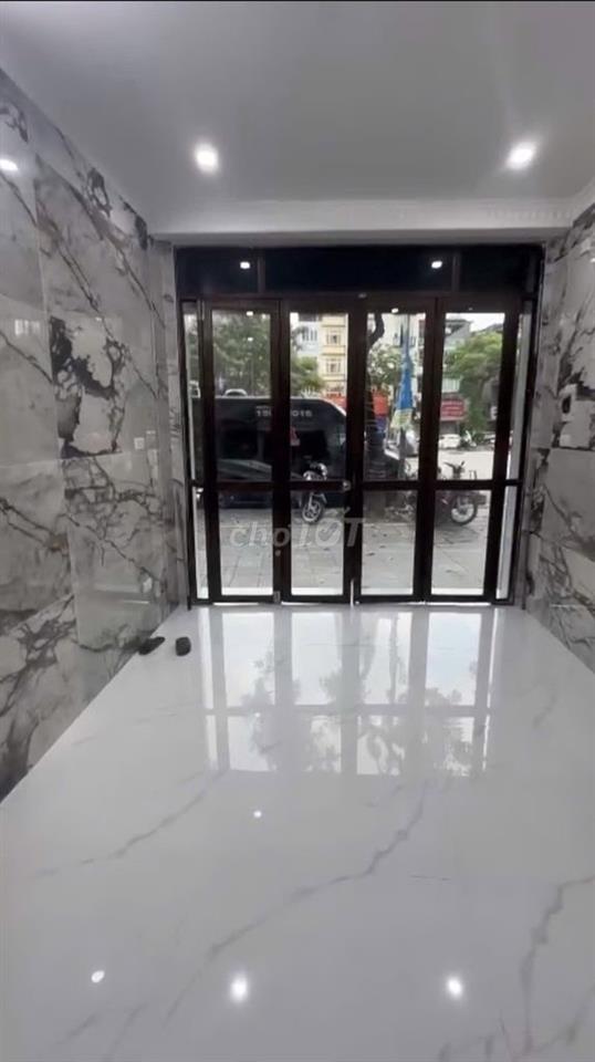 MẶT PHỐ TRẦN KHÁT CHÂN – CHO THUÊ NHÀ 5 TẦNG – 18 TRIỆU/THÁNG