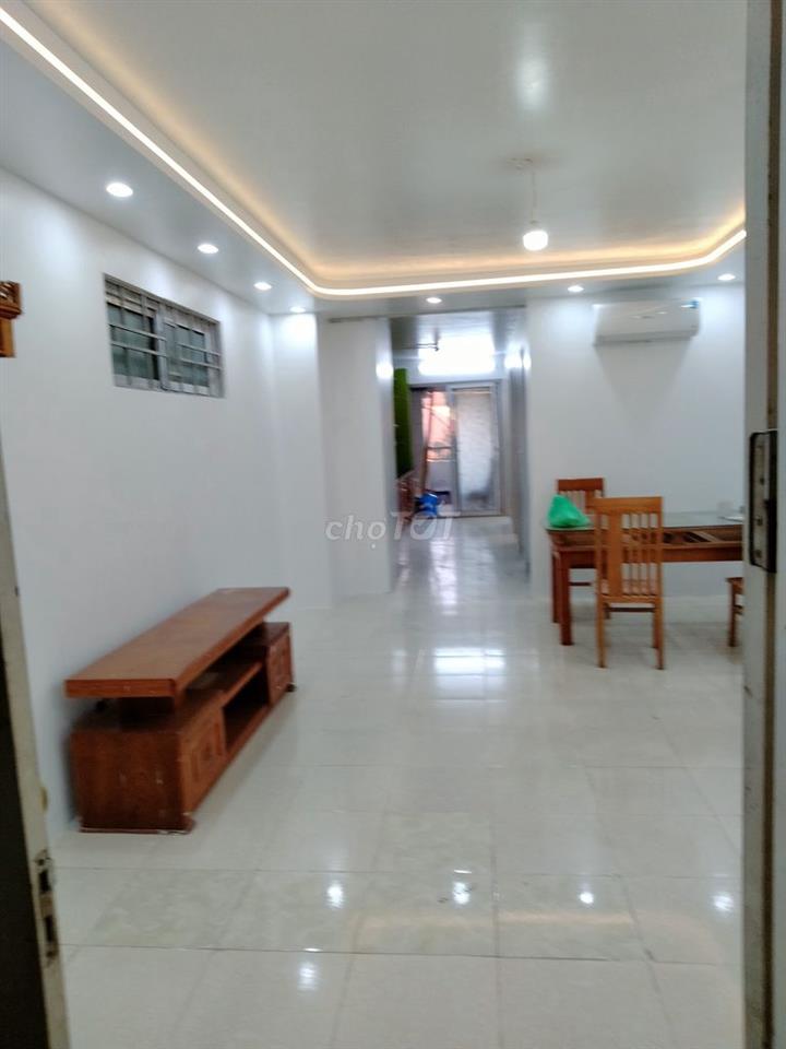 Cho thuê căn hộ CC mới