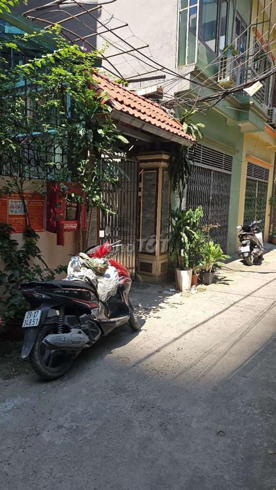 cần cho thuê nhà 25m2 x 5 tầng