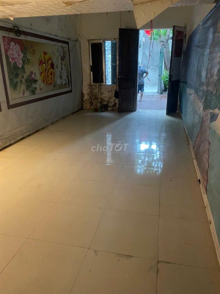 Cho thuê nhà rộng, giá rẻ phù hợp hộ gia đình 