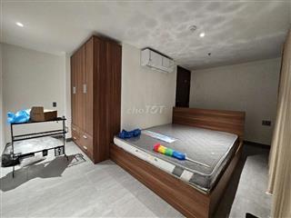 Mặt tiền Phùng Chí Kiên