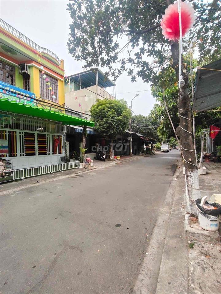 💯HIẾM, MẶT TIỂN ĐỘI CẤN, SÂN Ô TÔ, CÓ DÒNG TIỀN CHỈ 5.5 TỶ CẨM LỆ