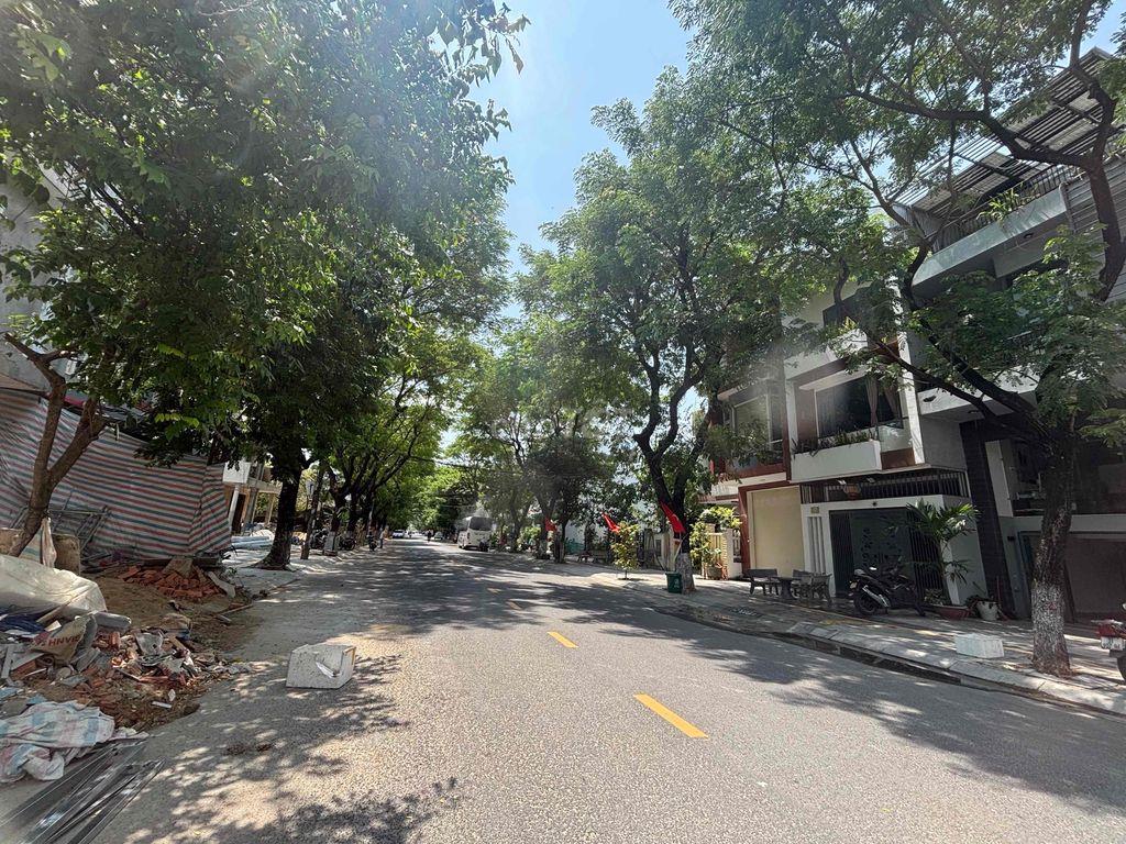 Đất đường 10,5m Trần Nguyên Đán, Hoà Minh, Đà Nẵng