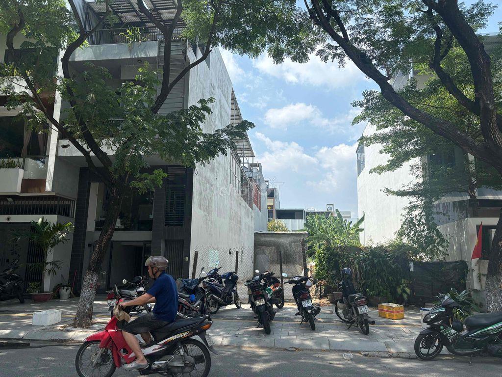 Đất đường 10,5m Trần Nguyên Đán, Hoà Minh, Đà Nẵng
