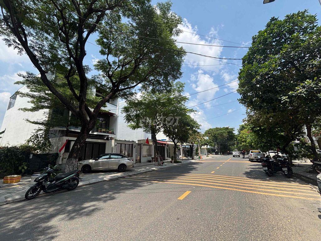 Đất đường 10,5m Trần Nguyên Đán, Hoà Minh, Đà Nẵng