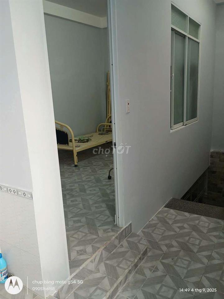Nhà lớn, hẻm rộng