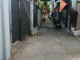 Nhà lớn, hẻm rộng