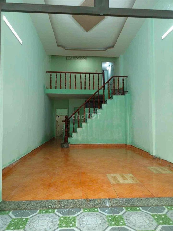 bán nhà  p thái hoà Tân uyên đường nhựa 8 m thông buôn