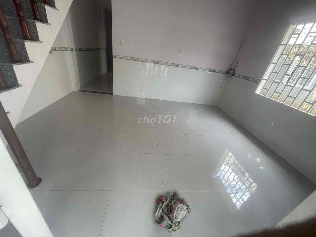 cho thuê nhà nguyên căng gần trường tiểu học định hoà 2