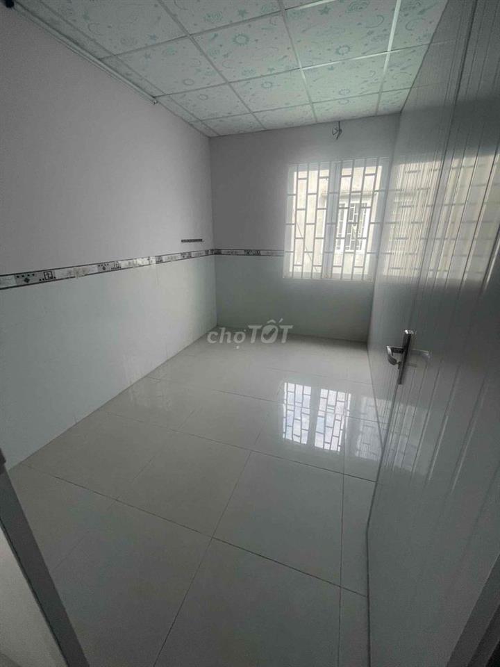 cho thuê nhà nguyên căng gần trường tiểu học định hoà 2