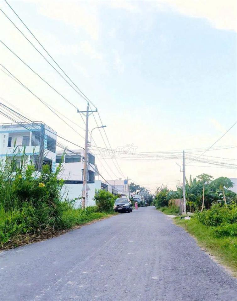 Mặt tiền nhựa Đặng Văn Truyện,P5
