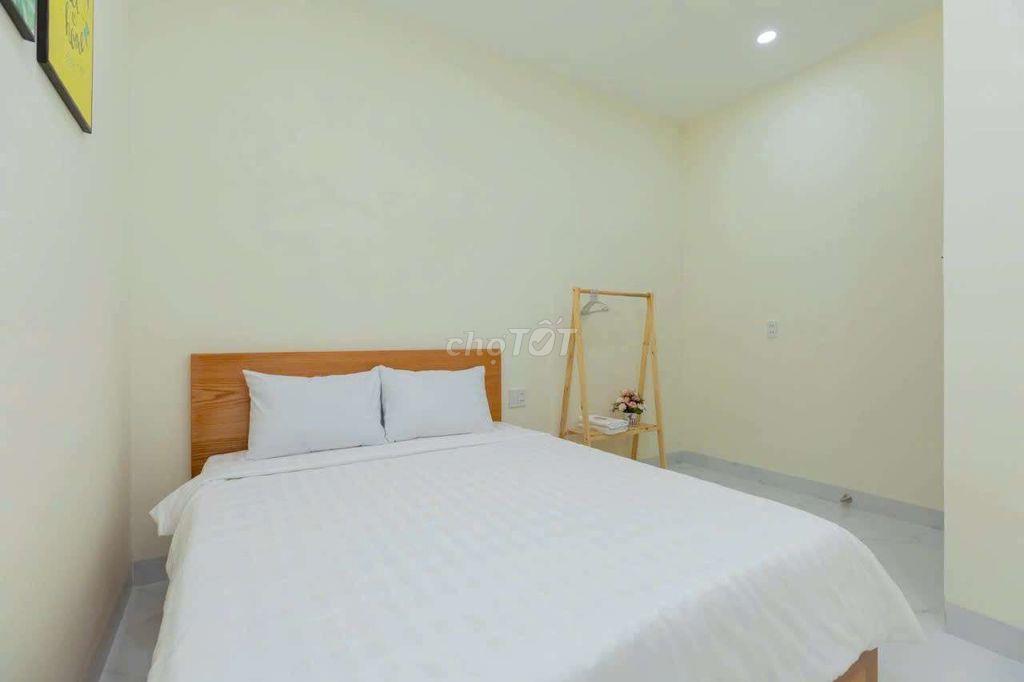 Cho thuê nhà phố mặt tiền Á Châu 4pn sân oto đầy đủ tiện nghi