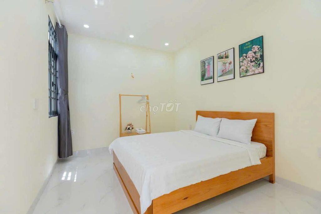 Cho thuê nhà phố mặt tiền Á Châu 4pn sân oto đầy đủ tiện nghi