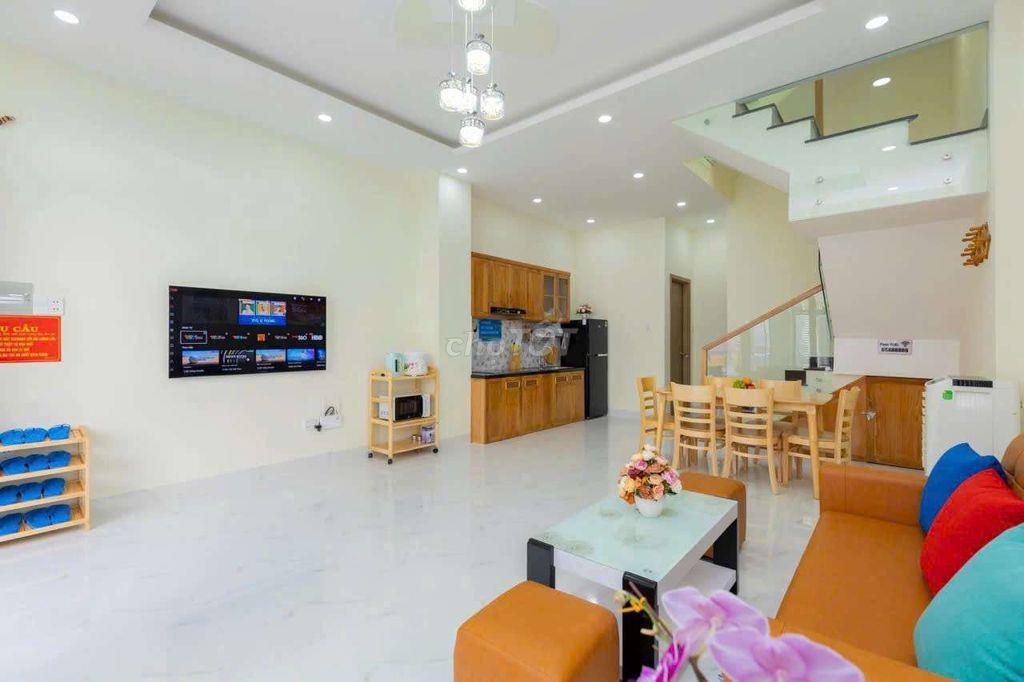 Cho thuê nhà phố mặt tiền Á Châu 4pn sân oto đầy đủ tiện nghi
