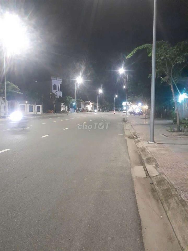 cho thuê mặt bằng nhà xưởng 500m2 mặt tiền võ nguyên giáp p, phú mỹ