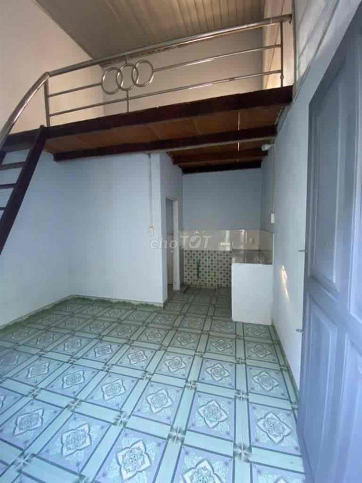 Phòng trọ có gác xếp khu nhà ở Khang Linh