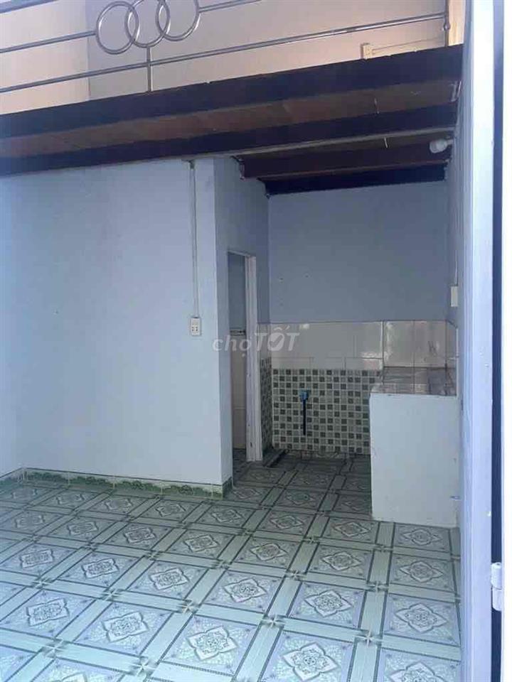 Phòng trọ có gác xếp khu nhà ở Khang Linh