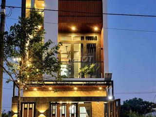 Nhà đã Hoàn Công tặng nội thất