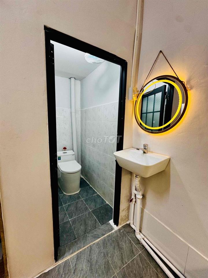bán nhà ngay trung tâm sầm uất cần thơ , hộ khẩu cho con đi học