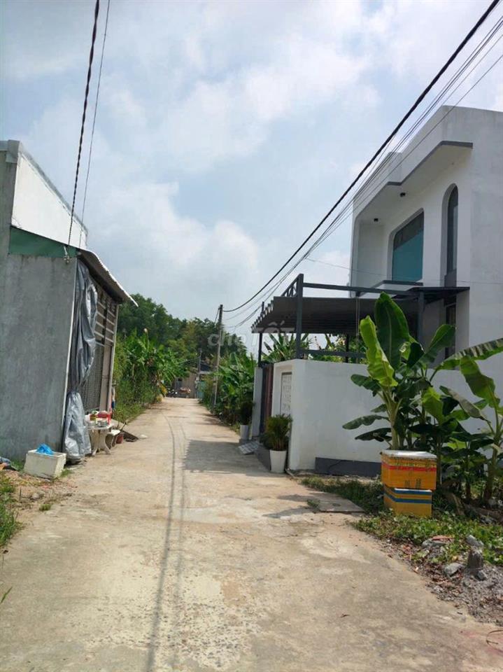 Nền dân cư giá rẻ