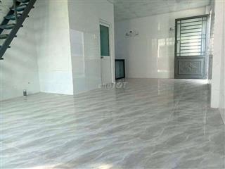 Nhà ở rộng cao sạch đẹp