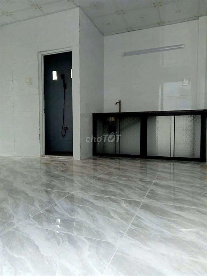 Nhà ở rộng cao sạch đẹp