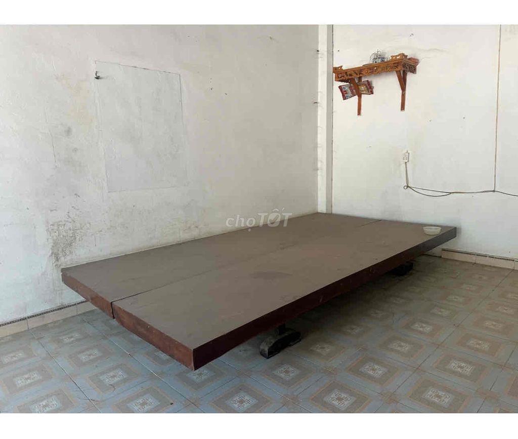 Đất và nhà mặt ql1 cạnh trạm thu phí