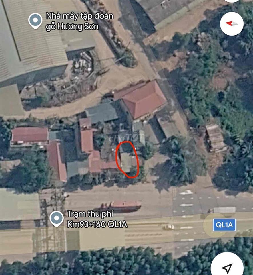 Đất và nhà mặt ql1 cạnh trạm thu phí