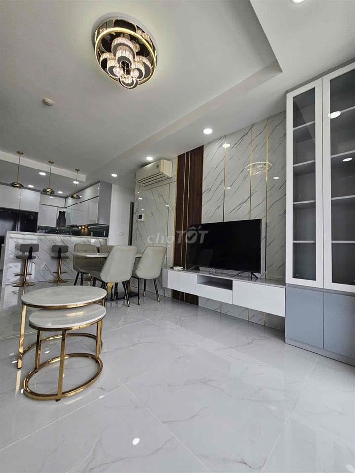 bán căn hộ cao cấp gold view Q4.