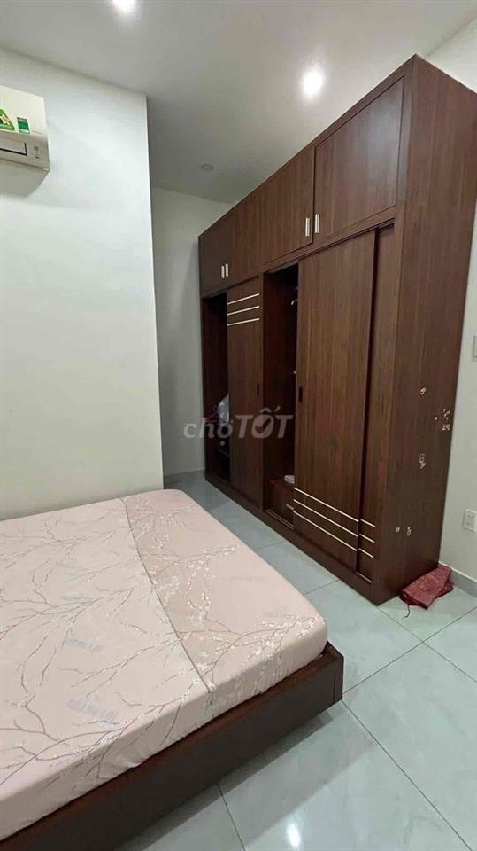 Thuê nhà nguyên căn 4 phòng ngủ