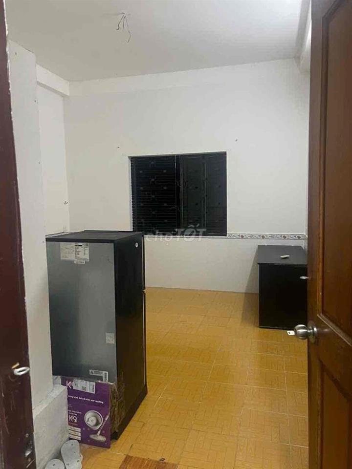 cho thuê phòng nhà mặt tiền, ngay ngã 4 nguyễn tri phương-hùng vương