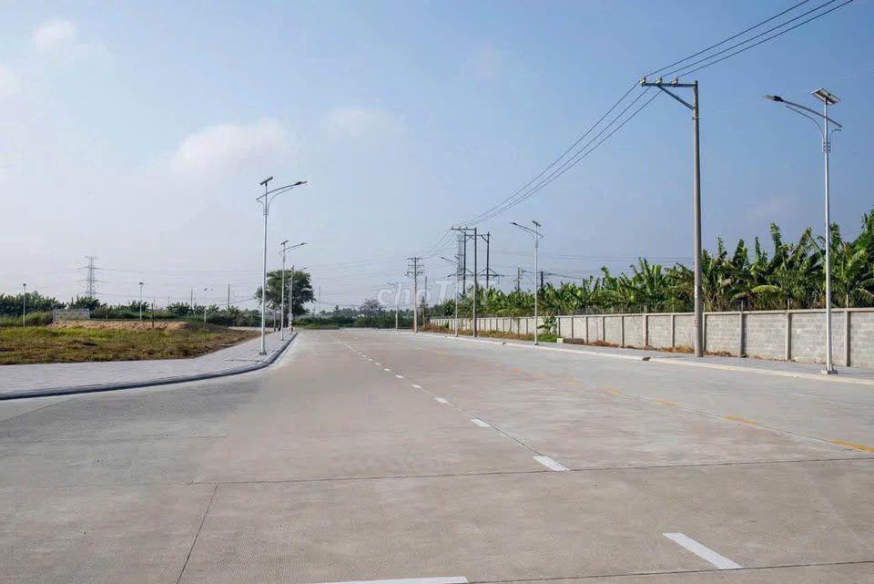 bán ất trong khu công nghiêp gia thuận 1,2,3 . Đối Diện Cần Giờ TPHCM