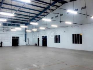Cho thuê kho đường xa lô hà nội ngay cầu rạch chiếc giáp Thảo Điền 