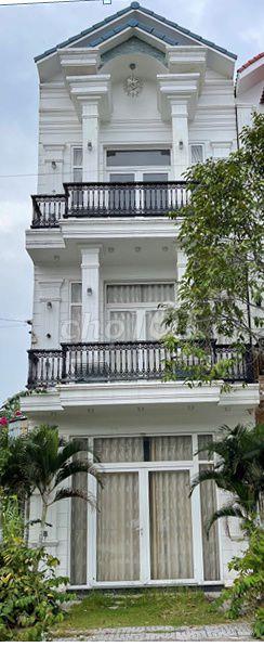 Bán nhà ở KDC Hồng Loan lô 6