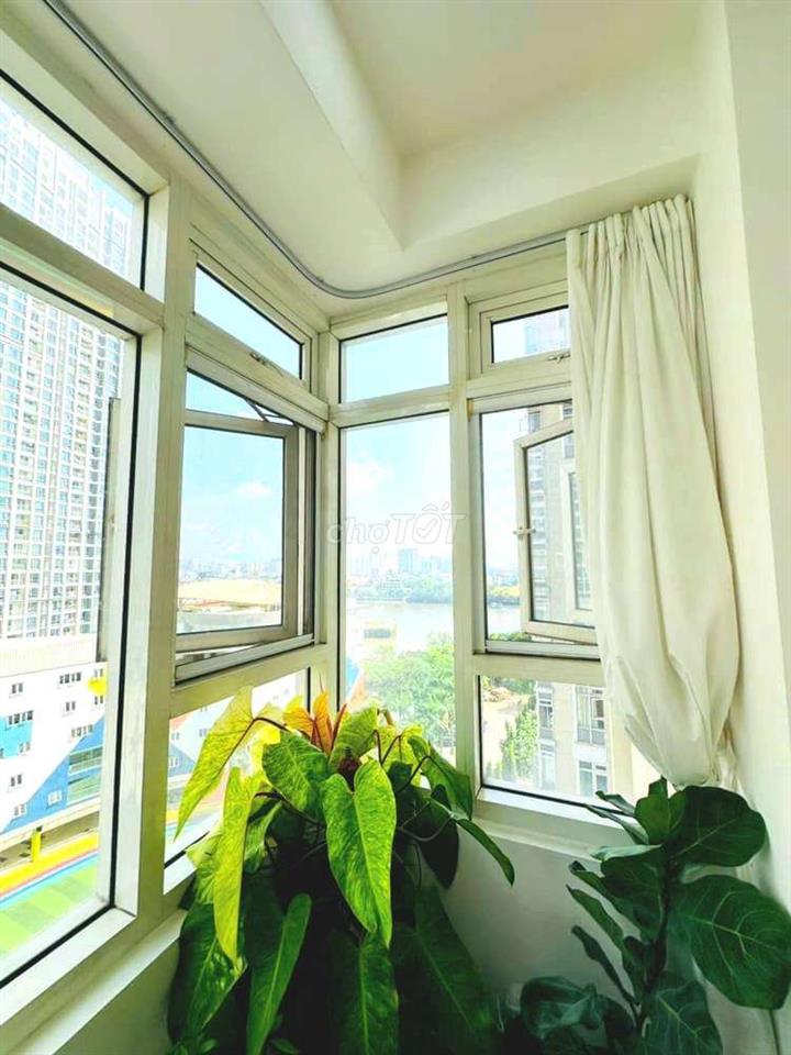 Bán căn hộ cao cấp 92 Nguyễn Hữu Cảnh 140m, 18 tỷ 
