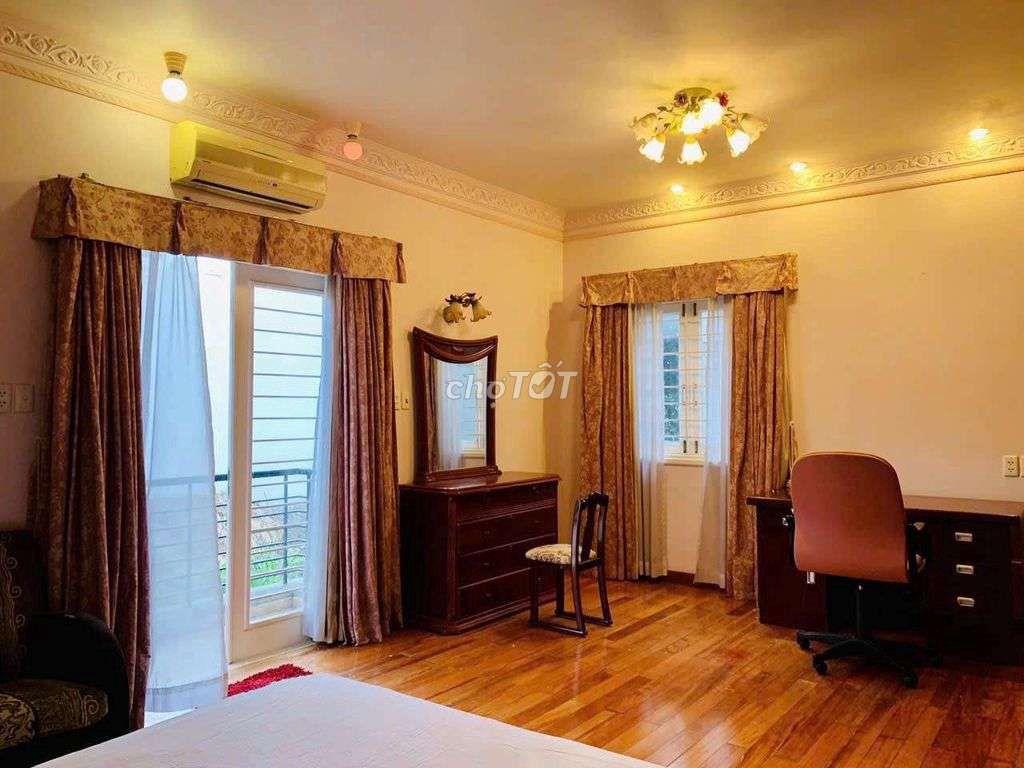 Bán Villa Thảo Điền 105 tỷ chính chủ - Khu Vip