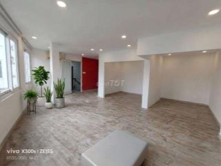 Phòng 45m2 studio mới hoàn thiện đẹp thoáng