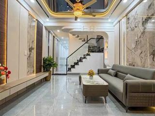 NHÀ 1 TRỆT 1 LẦU 2 MẶT TIỀN FULL NỘI THẤT