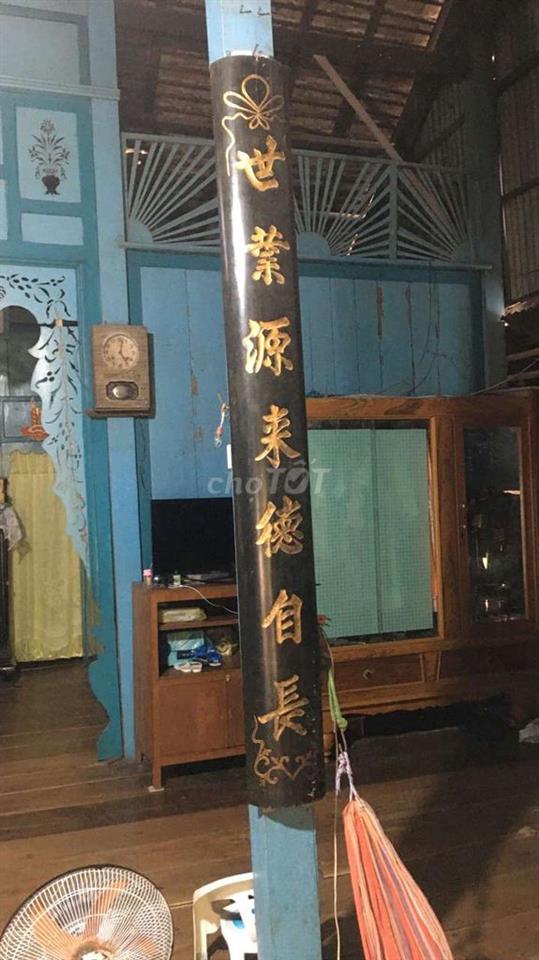 Cần bán nhà gỗ xưa