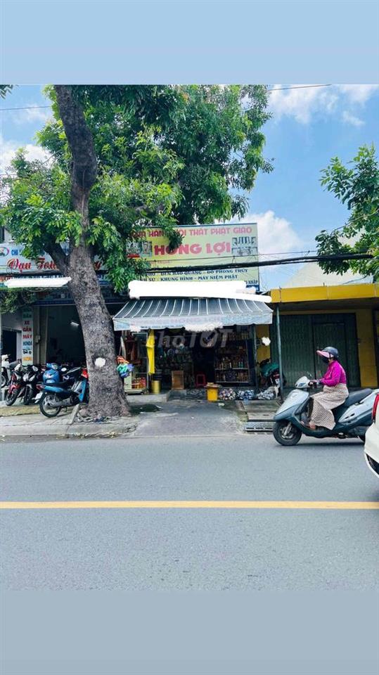 Nhà mặt tiền kinh doanh, buôn bán được