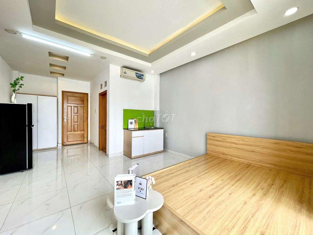 Cho Thuê Căn Hộ Ban Công Full Nội Thất Cao Cấp Gần Lotte Mart Quận 7